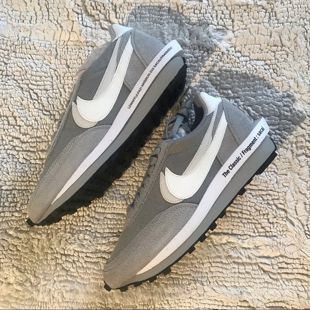 🎉Nike x Sacai x Fragment LDWaffle Sneaker Ltd Ed. Grey/White Men 9/Women 10.5 - Picture 5 of 16